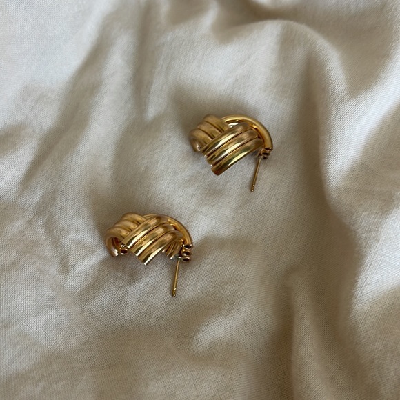 Gold Earrings - Picture 3 of 3